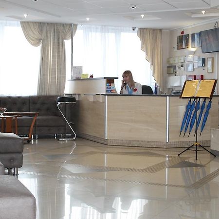 Paradise Hotel Гомел Екстериор снимка