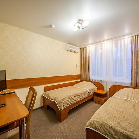 Paradise Hotel Гомел Екстериор снимка