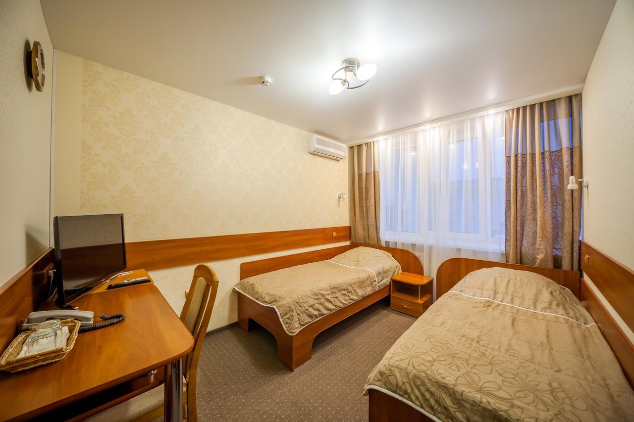 Paradise Hotel Гомел Екстериор снимка