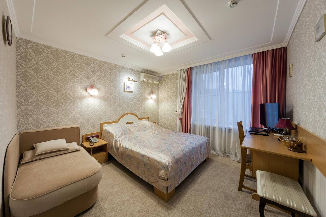 Paradise Hotel Гомел Екстериор снимка